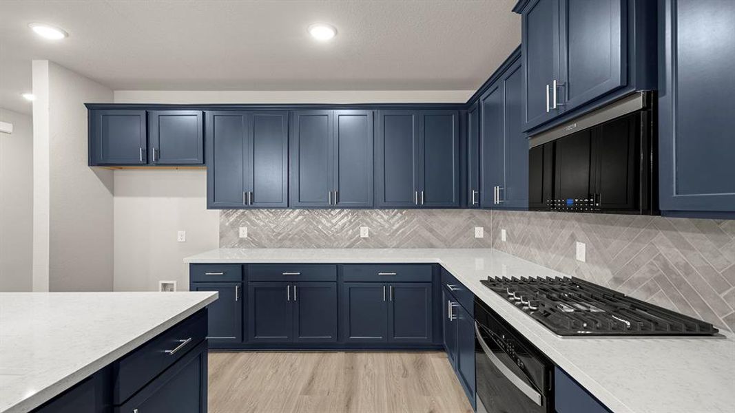 11. 1216 Cider Mill - Kitchen (4) 11. 1216 Cider Mill - Kitchen (4)