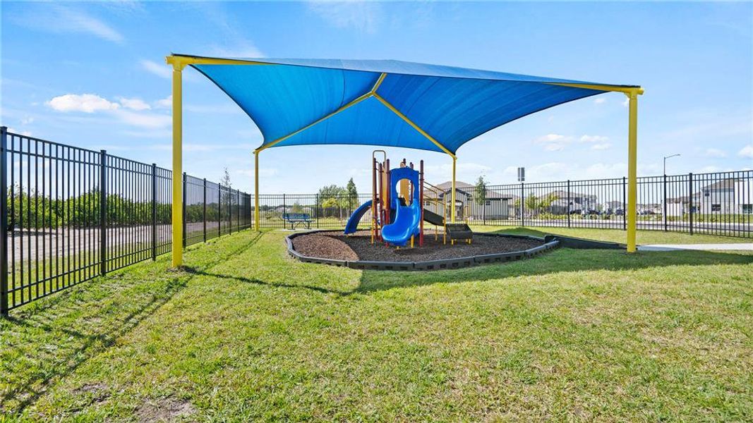 Community amenities in Peace Creek Reserve: Manor Key Collection, Winter Haven (Image 30).