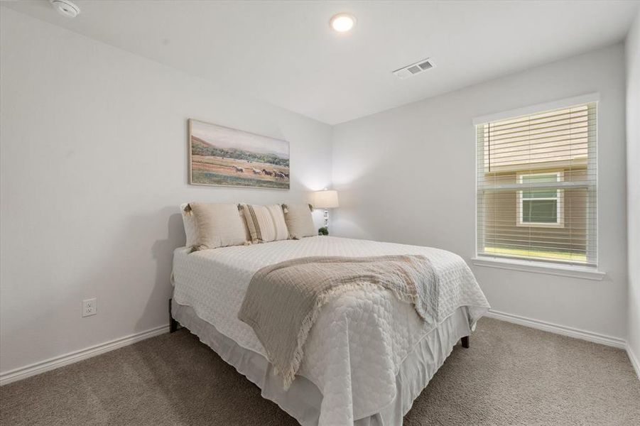 Furnished interior view inside a new home in Deer Creek, Fort Worth (Image 17).
