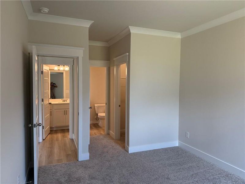 Spacious, unfurnished interior of a new home in Rosewood Lake Estates, Hoschton (Image 14).