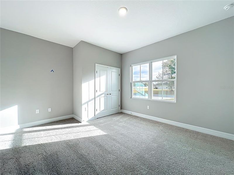 Spacious, unfurnished interior of a new home in , Ocala (Image 25).