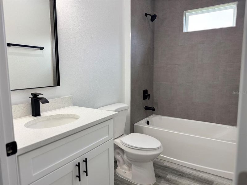 Furnished interior view inside a new home in , Ocala (Image 9).