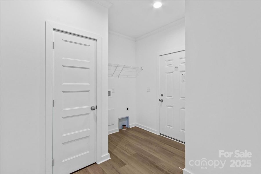 Furnished interior view inside a new home in , Statesville (Image 10).