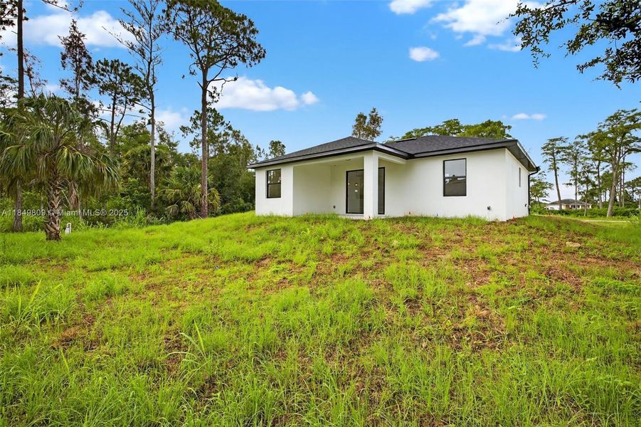 Image 28 of a home in .