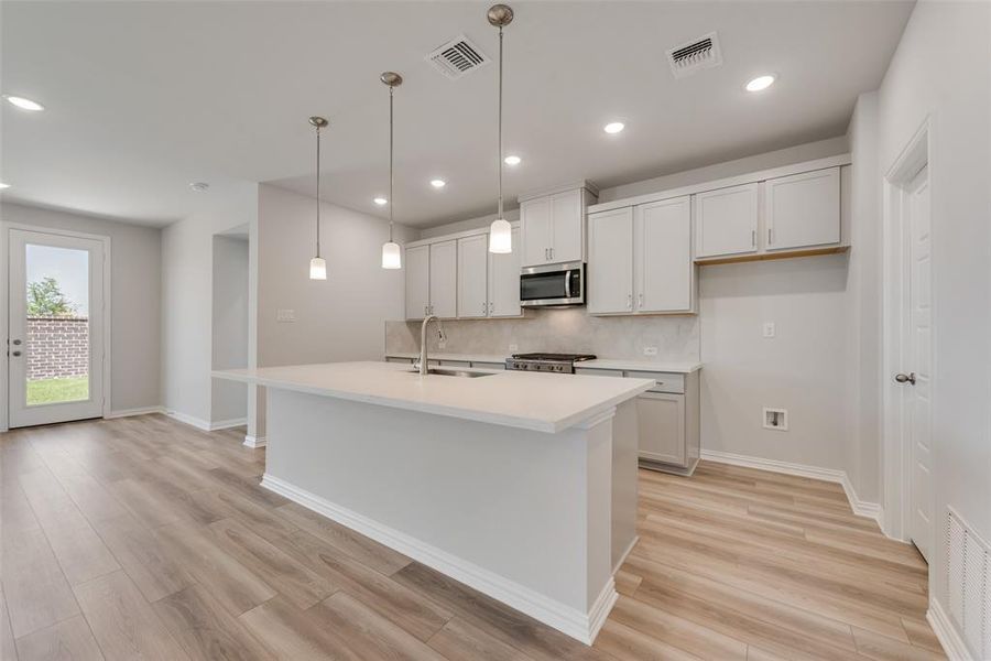 Furnished interior view inside a new home in Sutton Fields, Celina (Image 8).