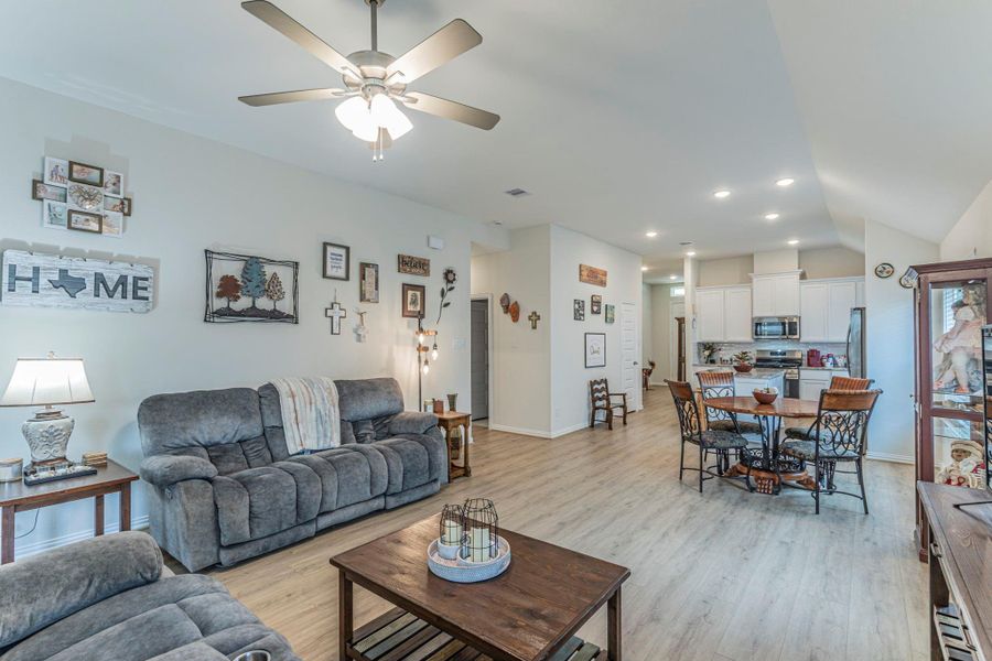 Furnished interior view inside a new home in , Waller (Image 14).