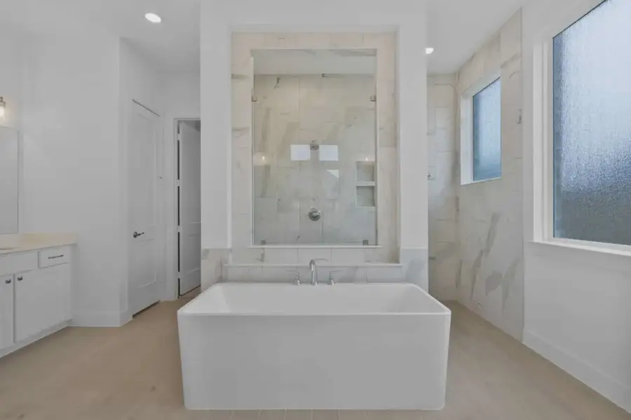 Furnished interior view inside a new home in Attwater 65's, Waller (Image 4).