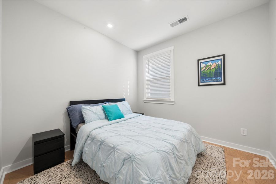 main level guest suite main level guest suite