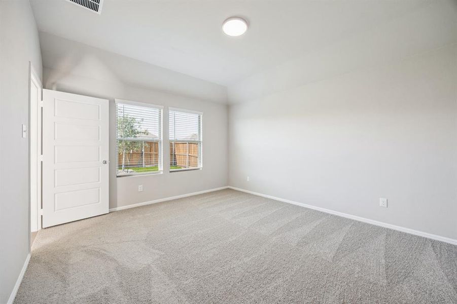 Spacious, unfurnished interior of a new home in Elevon, Lavon (Image 17).