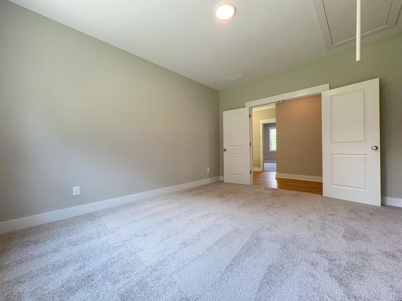 Spacious, unfurnished interior of a new home in Arden on Lanier, Cumming (Image 28).