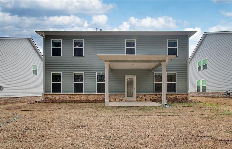 Exterior details and patio area of a home in Cooper Park, McDonough (Image 18).