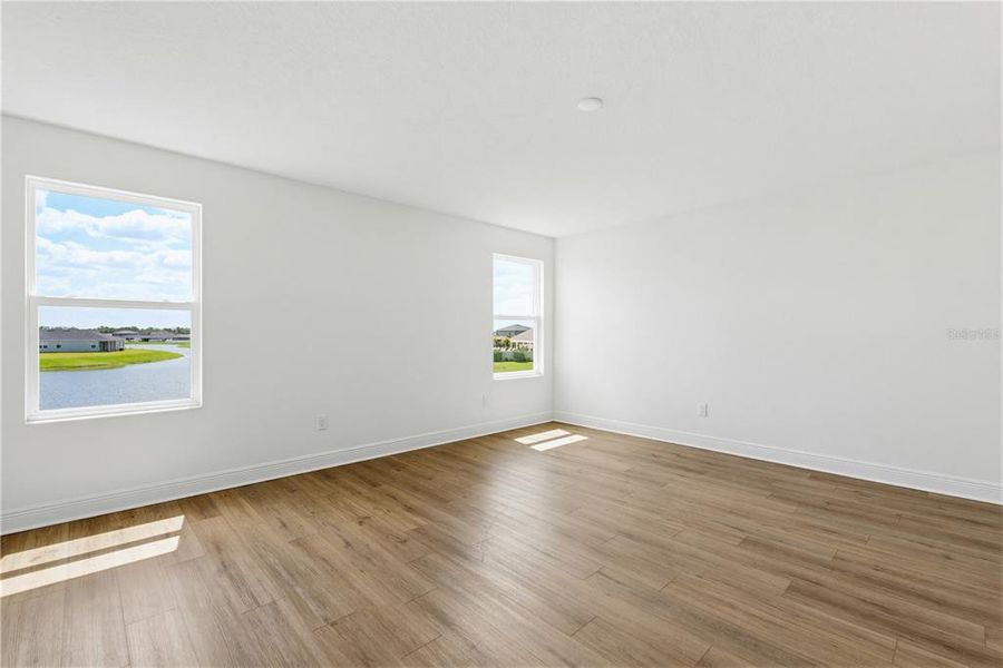 Spacious, unfurnished interior of a new home in , Parrish (Image 40).