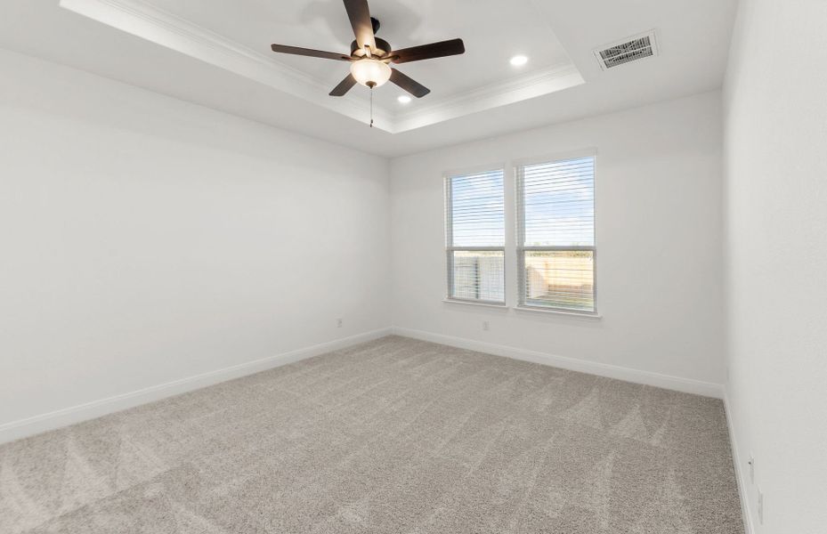 Spacious, unfurnished interior of a new home in Patterson Ranch, Georgetown (Image 32).