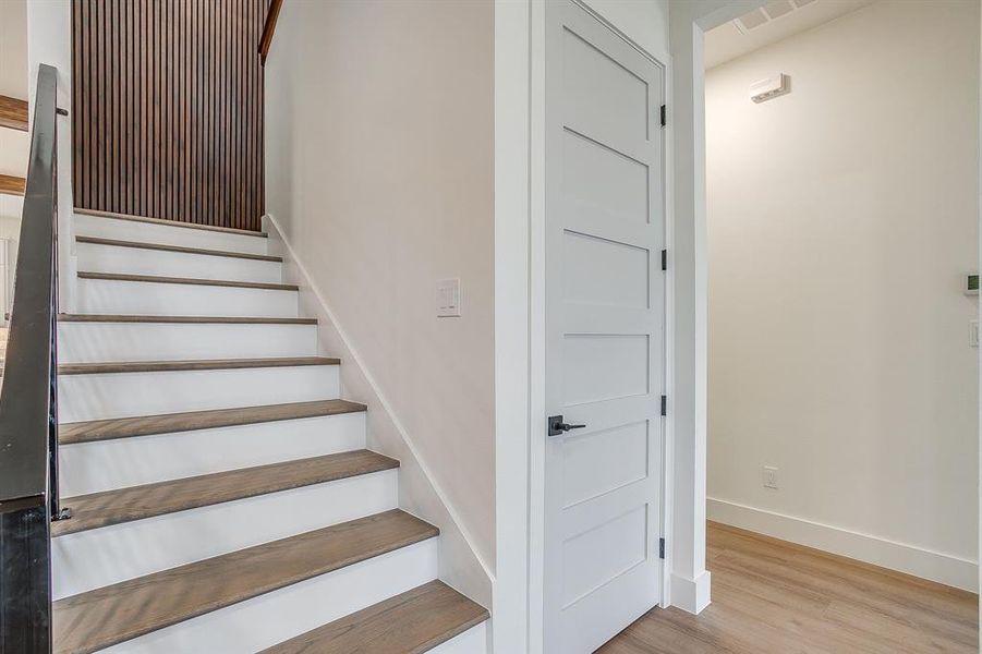 Spacious, unfurnished interior of a new home in , Fort Worth (Image 36).
