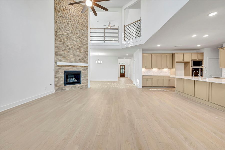 Spacious, unfurnished interior of a new home in The Oaks on 6th Street, Magnolia (Image 26).