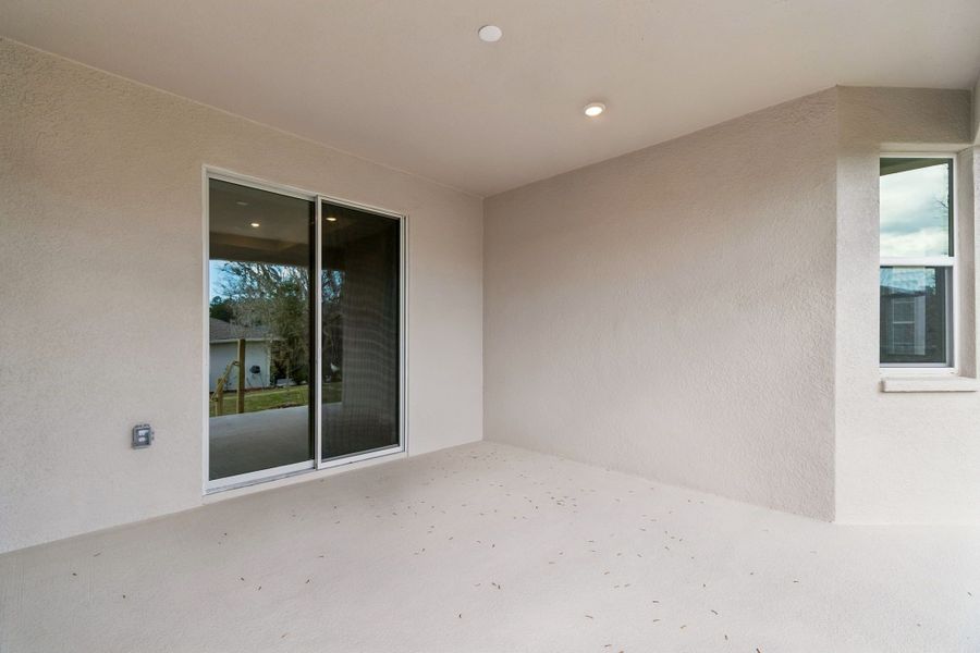 Exterior details and patio area of a home in Southern Hills Plantation, Brooksville (Image 35).