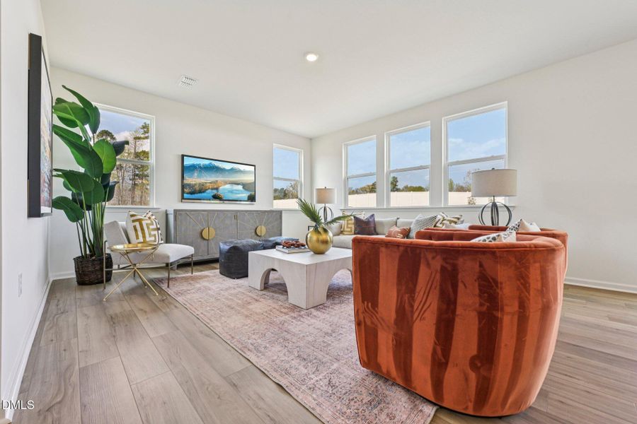 8-web-or-mls-Caspian Ct-S0104-008