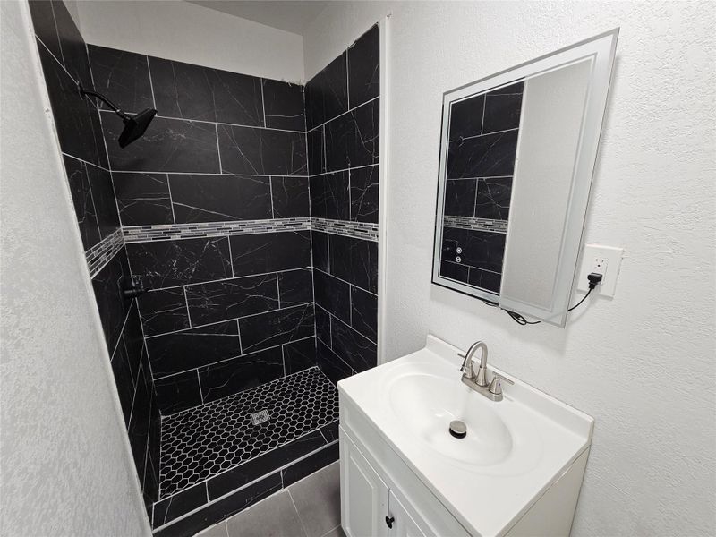 Image 28 of a home in .