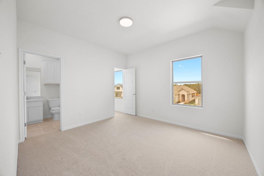 Spacious, unfurnished interior of a new home in Trinity Ranch, Elgin (Image 17). Spacious, unfurnished interior of a new home in Trinity Ranch, Elgin (Image 17).