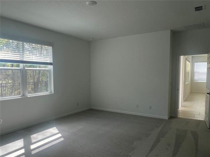 Spacious, unfurnished interior of a new home in Trinity Gardens, Deland (Image 9). Spacious, unfurnished interior of a new home in Trinity Gardens, Deland (Image 9).