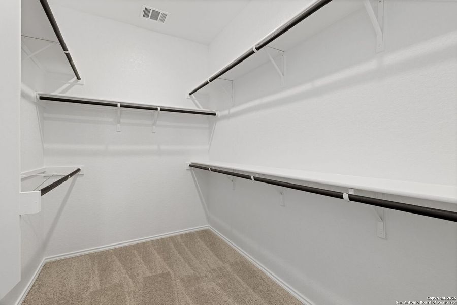 Spacious, unfurnished interior of a new home in Ladera, San Antonio (Image 17). Spacious, unfurnished interior of a new home in Ladera, San Antonio (Image 17).