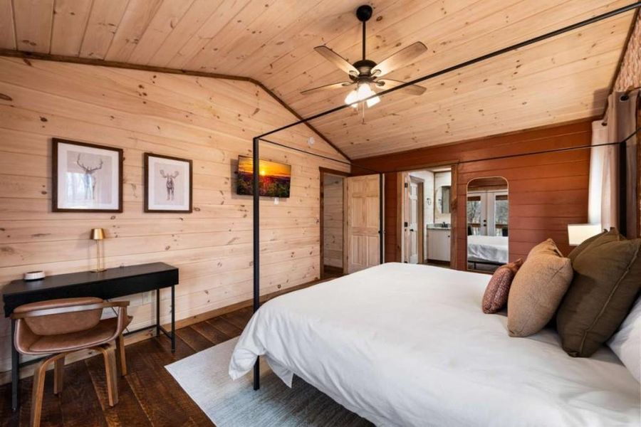 Furnished interior view inside a new home in , Blue Ridge (Image 14).