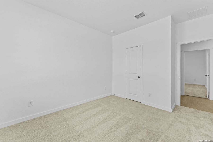 Spacious, unfurnished interior of a new home in Hightop Ridge, Converse (Image 13).