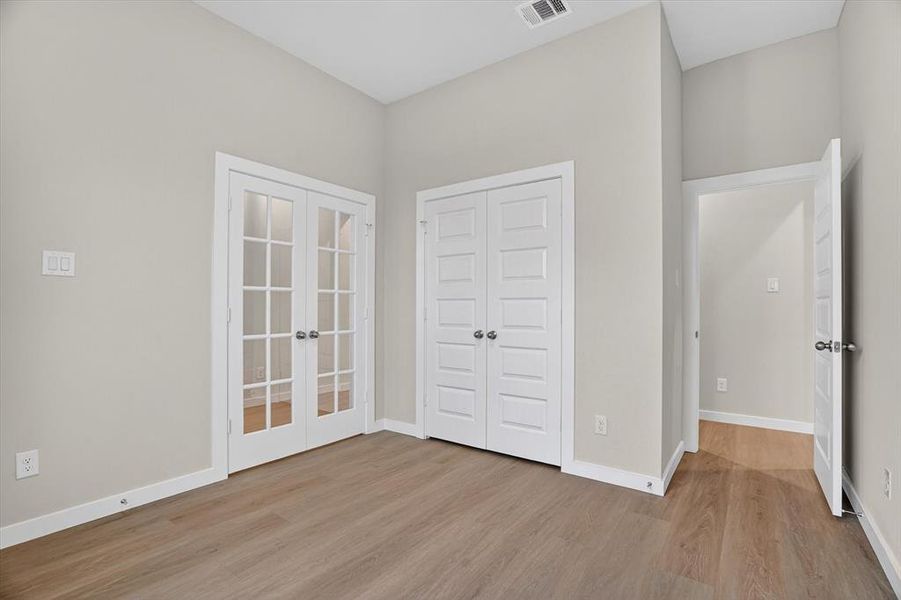 Spacious, unfurnished interior of a new home in , Springtown (Image 16).