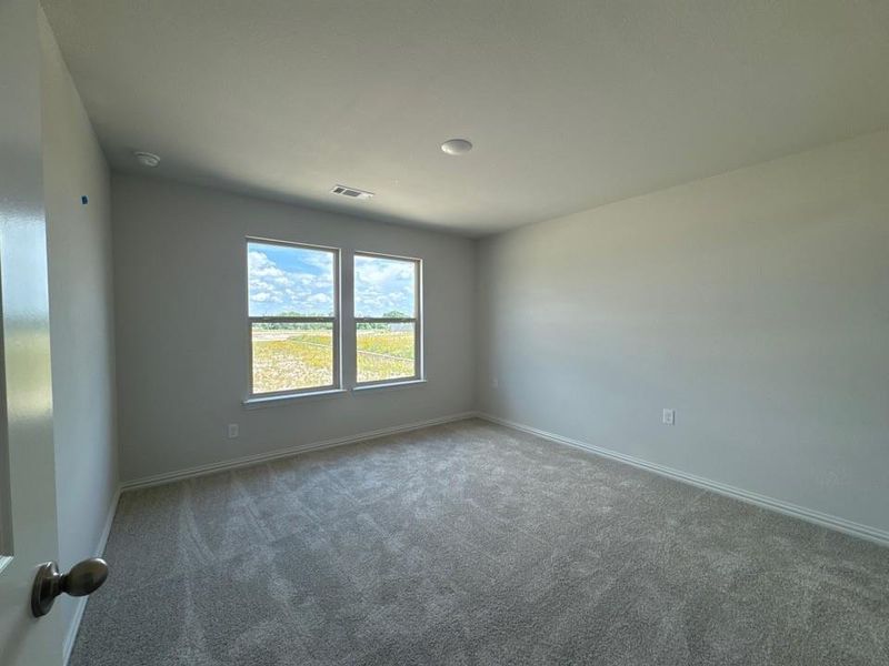 Spacious, unfurnished interior of a new home in Cedar Ridge Estates, Anna (Image 15).
