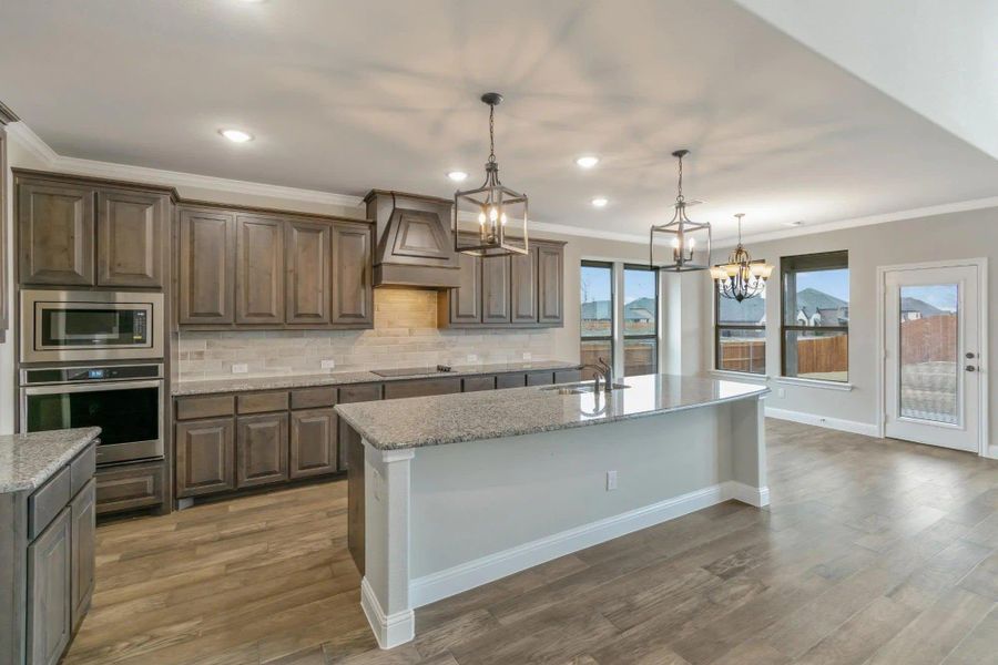 Kitchen | Concept 3218 at Villages of Walnut Grove in Midlothian, TX by Landsea Homes