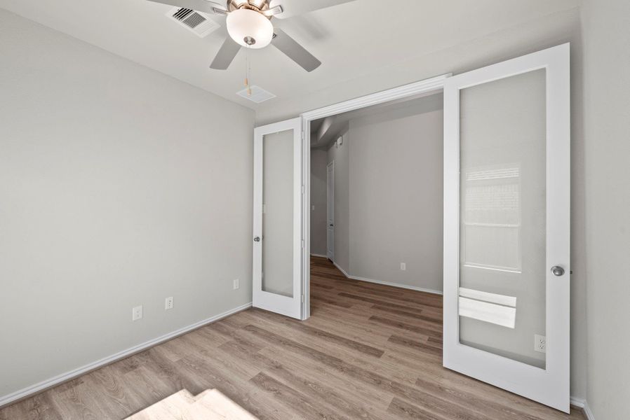 Spacious, unfurnished interior of a new home in The Trails, New Caney (Image 22).