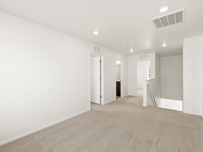 Spacious, unfurnished interior of a new home in Revere at Johnstown, Johnstown (Image 8).