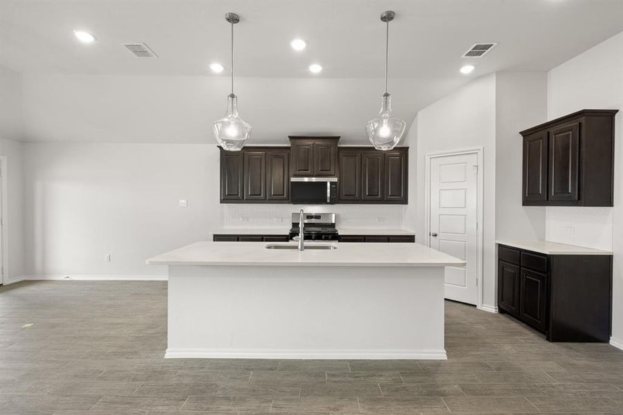 1908 Seminole- Kitchen-2