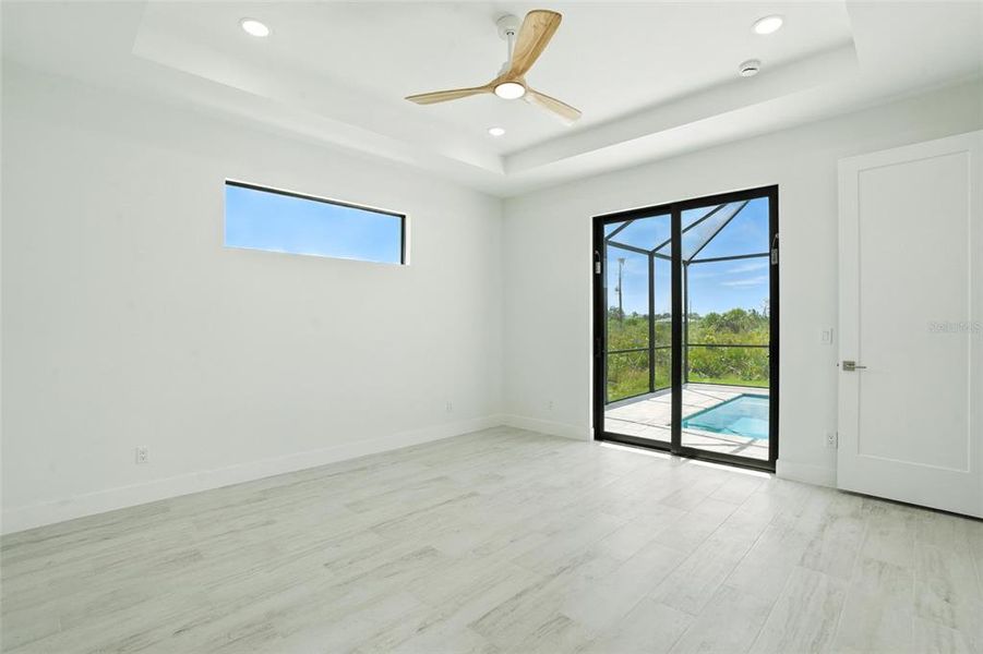 Spacious, unfurnished interior of a new home in , Port Charlotte (Image 36).