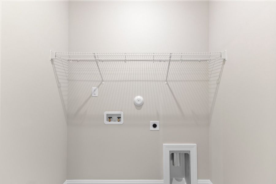 Representative unfurnished interior of a home built from the The Juniper by RobuckHomes in Kennebec Crossing, Angier (Image 101).