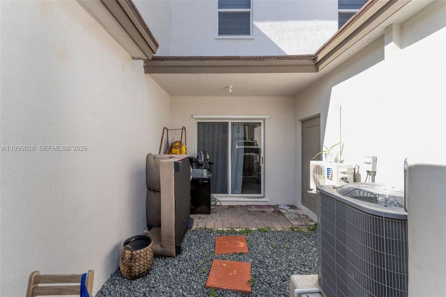 Exterior details and patio area of a home in , Homestead (Image 22).