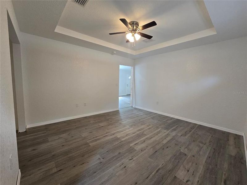 Spacious, unfurnished interior of a new home in , Ocklawaha (Image 35).