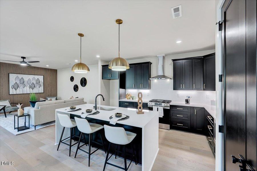 13-730 Hopkins St-13