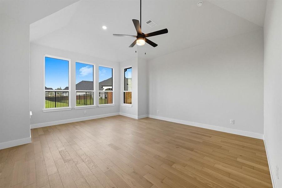 Spacious, unfurnished interior of a new home in Sandbrock Ranch: 70ft. lots, Aubrey (Image 22). Spacious, unfurnished interior of a new home in Sandbrock Ranch: 70ft. lots, Aubrey (Image 22).