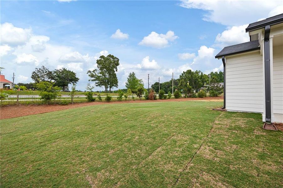Exterior details and patio area of a home in , Carrollton (Image 21).
