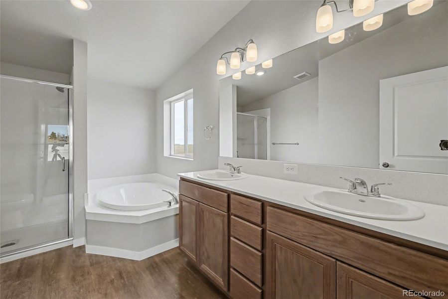 Furnished interior view inside a new home in , Calhan (Image 9).