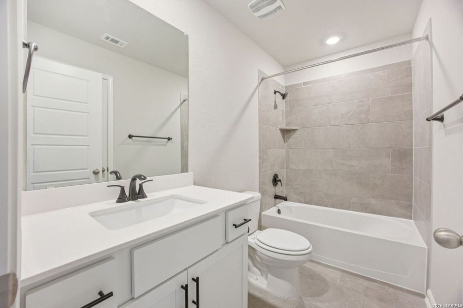 Furnished interior view inside a new home in Arcadia Ridge - Classic Series, San Antonio (Image 17).