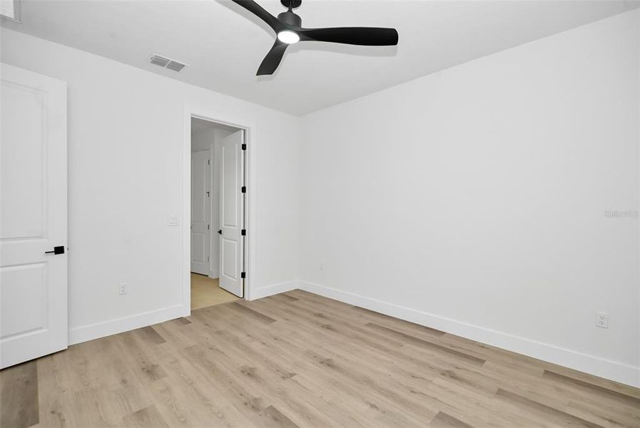 Spacious, unfurnished interior of a new home in , Dunnellon (Image 24). Spacious, unfurnished interior of a new home in , Dunnellon (Image 24).