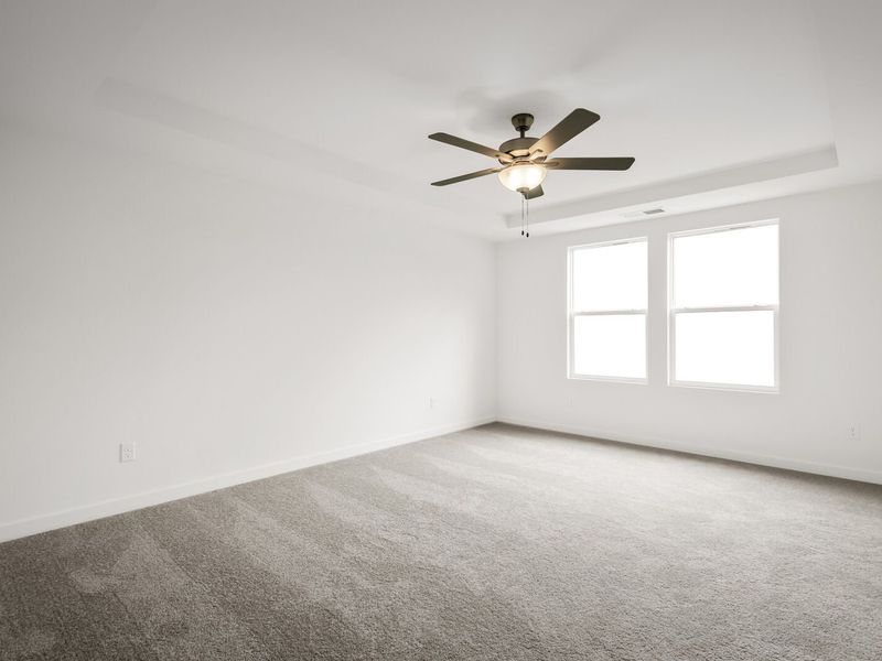 Spacious, unfurnished interior of a new home in Calista Farms, White House (Image 35).