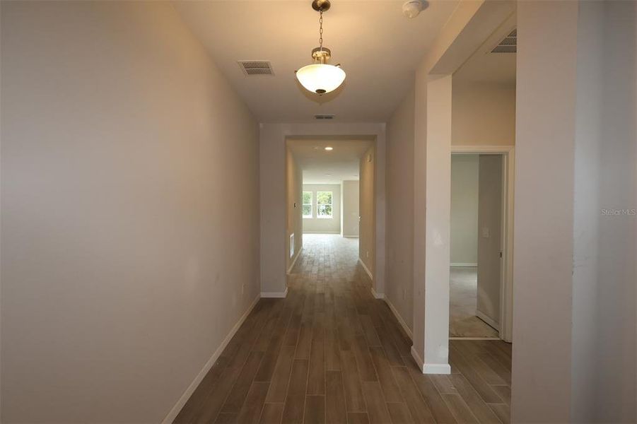 Spacious, unfurnished interior of a new home in Center Lake on the Park, St. Cloud (Image 3). Spacious, unfurnished interior of a new home in Center Lake on the Park, St. Cloud (Image 3).