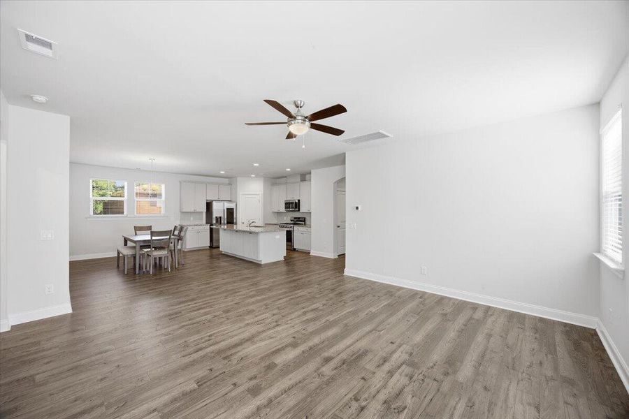 Spacious, unfurnished interior of a new home in , Orangeburg (Image 34).