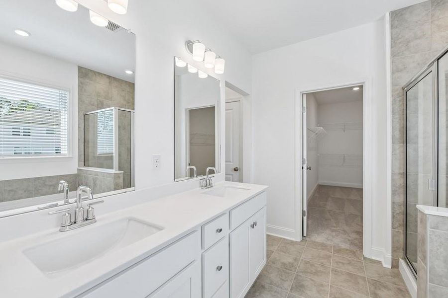 Furnished interior view inside a new home in Auburn Glen, Dacula (Image 15).