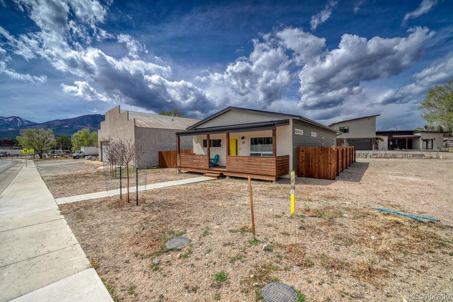 Exterior details and patio area of a home in , Salida (Image 25).