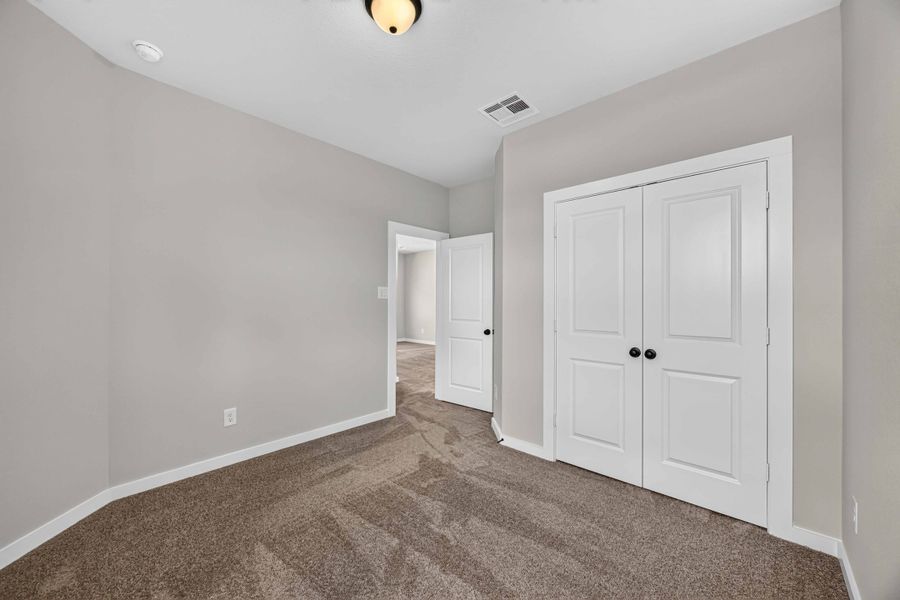 Spacious, unfurnished interior of a new home in La Segarra 40', Brookshire (Image 34). Spacious, unfurnished interior of a new home in La Segarra 40', Brookshire (Image 34).