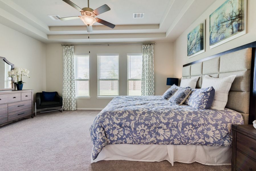 Representative furnished interior of a home built from the Floor Plan 2543 by Colina Homes in Grand Magnolia, Magnolia (Image 26). Representative furnished interior of a home built from the Floor Plan 2543 by Colina Homes in Grand Magnolia, Magnolia (Image 26).